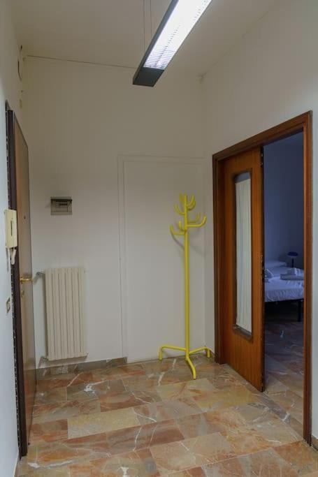 Fanciful 2-Br Outside Ztl Apartment Флоренция Екстериор снимка